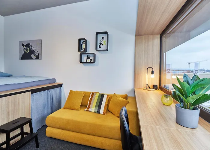 Miniloft Leonding - 24h Self-check-in - Free Parking شقة