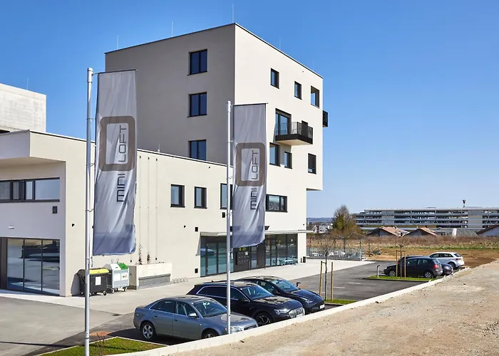 Miniloft Leonding - 24h Self-check-in - Free Parking شقة