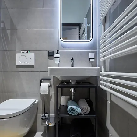 Miniloft Leonding - 24h Self-check-in - Free Parking Apartamento *