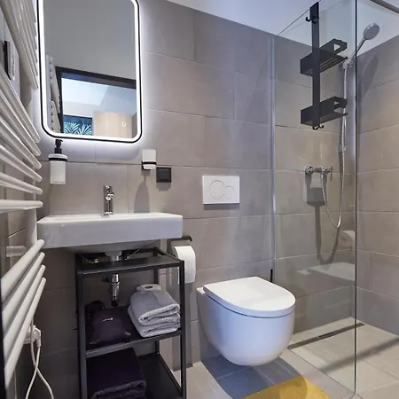 Miniloft Leonding - 24h Self-check-in - Free Parking Apartamento